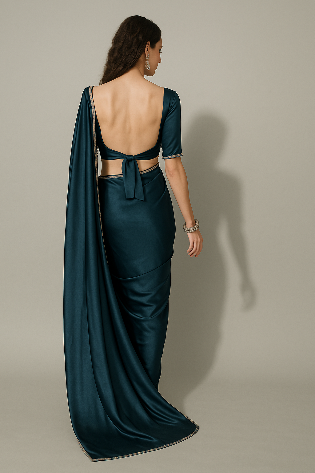 Varanga Elegant Blue Saree - Image 2