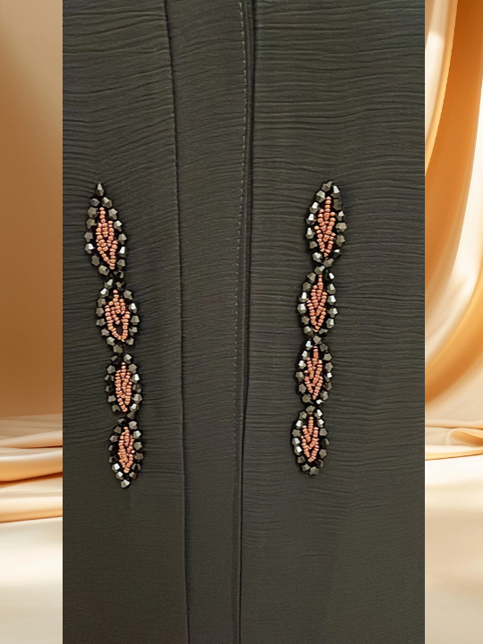 026-Black-Abaya-Four-Vertical-leaf-Pic5.jpg